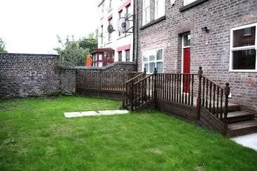 Отель Sheil Suites