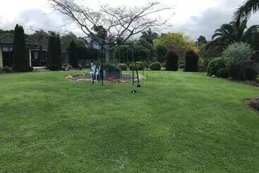 ベッドアンドブレックファースト Silverdale Garden Studio