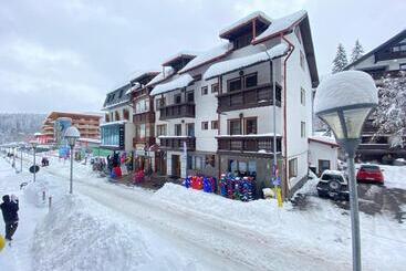 Pensiunea Pasul Clabucetului