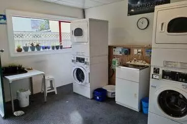 モーテル Amross Court