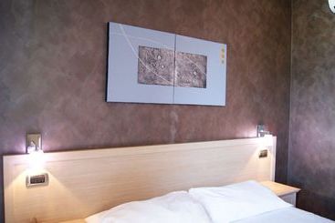 בית מלון כפרי Del Mare Fiumicino Airport