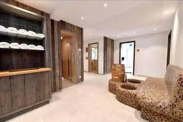 Land Gut Hotel Landgasthof Zur Rose