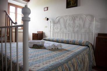 Vidéki Ház Agriturismo Villani Poderi Nesti & Cupoli