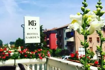 בית מלון כפרי Garden