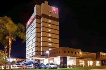 Отель Ibis Araçatuba