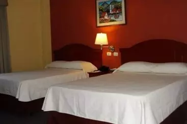 Hotelli Sevilla Usulutan