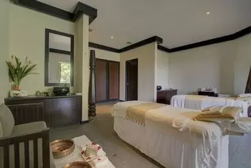 ホテル Taj Madikeri Resort & Spa Coorg