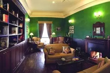 Hotel The Claridges Nabha Residence