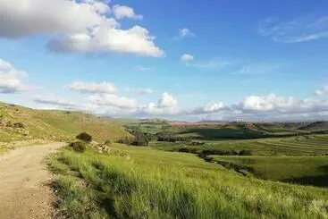 Otel Sheeprun Farmstay