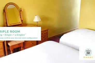 민박 Aras Ghleann Cholm Cille