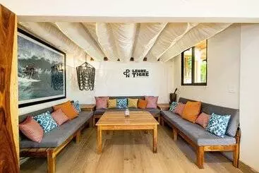 Hotelli Cafe Playa Negra