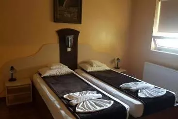 Hotelli Pensiunea Doria