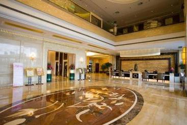 בית מלון כפרי Jinlu International