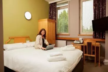 Hotel Kents Hill Park Training & Conference Centre