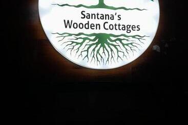Hotel Santanas Wooden Cottages