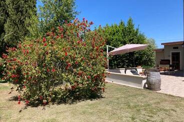 Hotelli Le Giuncaie   Vigna Con Alloggio