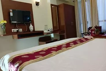 ホテル Zingkham Residency