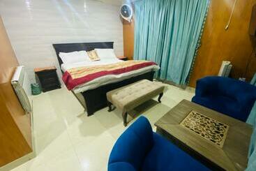 Shagufta Royal Hotel Murree