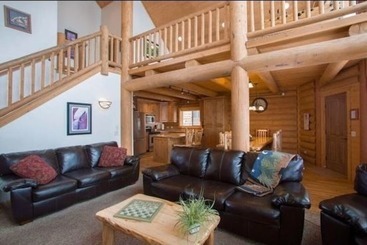 فندق Bear River Lodge