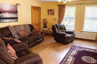 Hotel Groarty House/manor