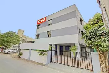 Hotel O Happy Stay