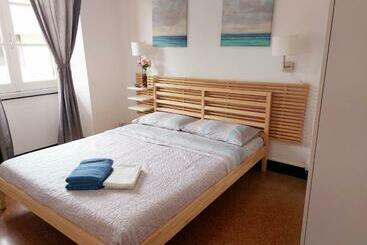 Bed and Breakfast Brignole E