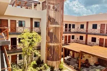 Hotelli Manglar Suites