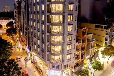 Отель Calista Saigon