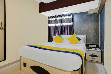 Hotel Amber Corp Inn, Near Nesco Exhibition Center