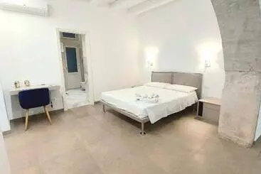 هتل آپارتمان Corinzia Casa Vacanze
