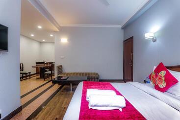 ホテル Green N Breeze Resorts Mussoorie