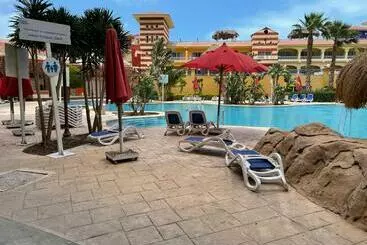 هتل Patio Suit, Porto Marina