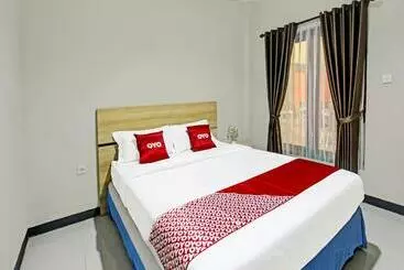 ホテル Collection O 91617  Mutiara Lombok