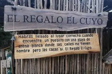 ホテル El Regalo El Cuyo