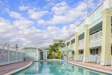 Resort Sixty Six