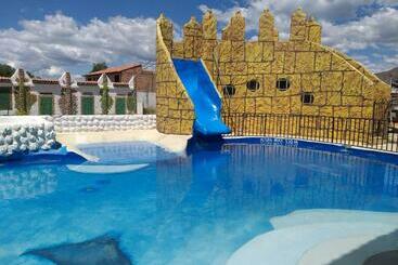 בית מלון כפרי La Villa De Luisa En Villa De Leyva