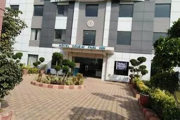 Hotel Sourav Park Inn Agra