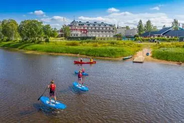 Hotel Grand Arctic Resort