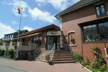 ホテル & Restaurant Neptun