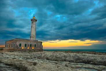 تختخواب و صبحانه La Sirena