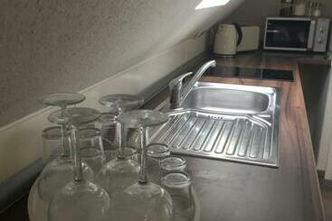 پانسیون Joel Living