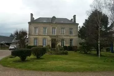 ベッドアンドブレックファースト Chambres De Charme A La Ferme