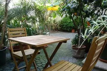Bed & Breakfast Gästehaus Auf Der Kunstmeile
