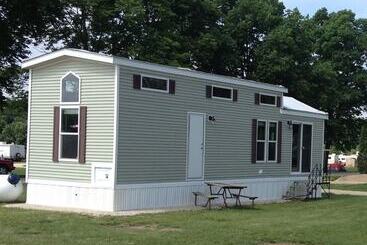 بيت ريفى Twin Mills Rv Resort