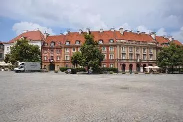 Pisos turísticos Comfortable Old Town Apartment