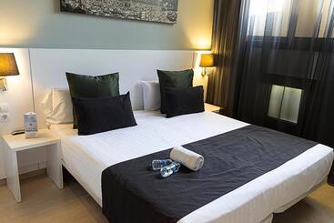 هتل Hostemplo Sagrada Familia