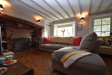 Rose Mullion Cottage