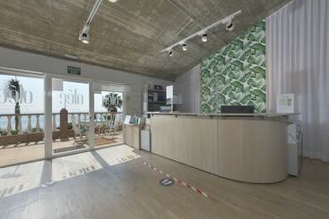 Отель Olée Torrox Costa Holiday Rentals by Fuerte Group