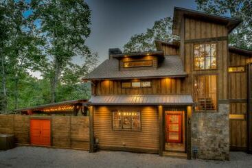 Сельский дом Modern Bliss By Escape To Blue Ridge