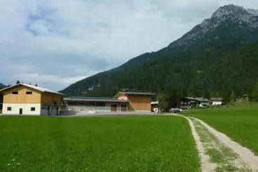 Сельский дом Bauernhof Appartement Zenzi Wurzenrainer